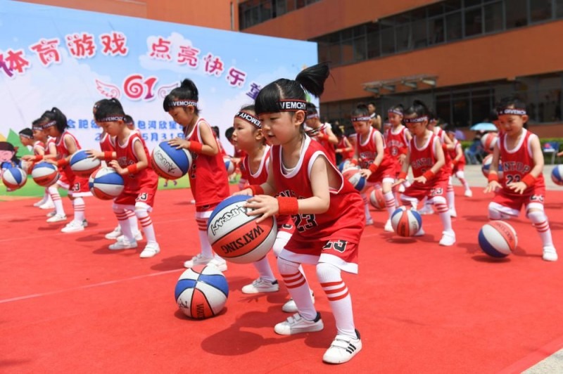 阿尔瓦雷斯连续两个赛季在欧冠被皇马淘汰，均倒